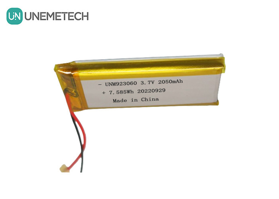 Une batterie Lipo personnalisée à longue durée de vie 3.7V 2050mAh 923060 pour les produits numériques