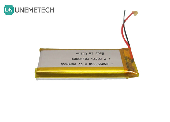 Une batterie Lipo personnalisée à longue durée de vie 3.7V 2050mAh 923060 pour les produits numériques