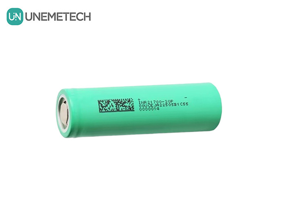 3.6V 3000mAh Max 20A Décharge continue 18650 Batterie au lithium INR18650-30P Pour les outils électroniques