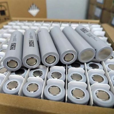 INR18650-32E 3200mAh 18650 Batterie 10A 1000 Cycles 3.7V Batterie à ions de lithium cylindrique 18650