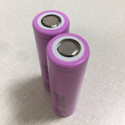 Samsung 35E 18650 Batterie 3500mAh 8A 3.6V Cellule à ions de lithium cylindrique INR18650-35E